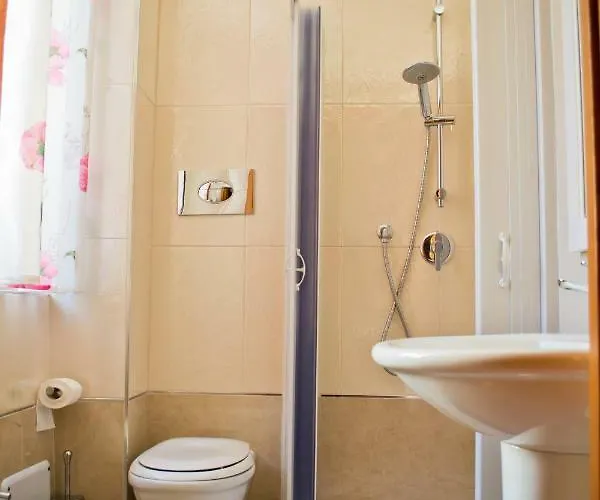 San Nicola D'amare 3*