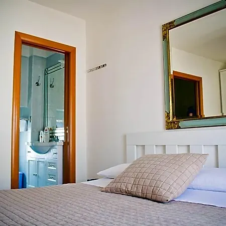 San Nicola D'amare Bed & Breakfast 3*